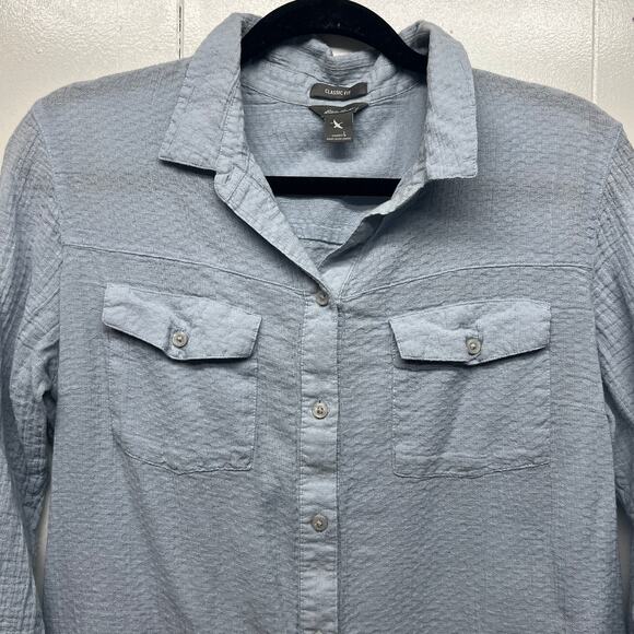 Eddie Bauer Classic Fit Women's Blue Shirt Size Large Button Front Breathable - Picture 3 of 9